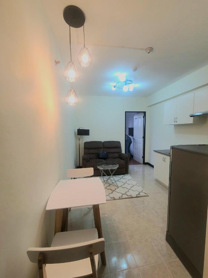 Magallanes Condo Free Airport Pick Up For 3 Nights Stay Or More Davao Bagian luar foto